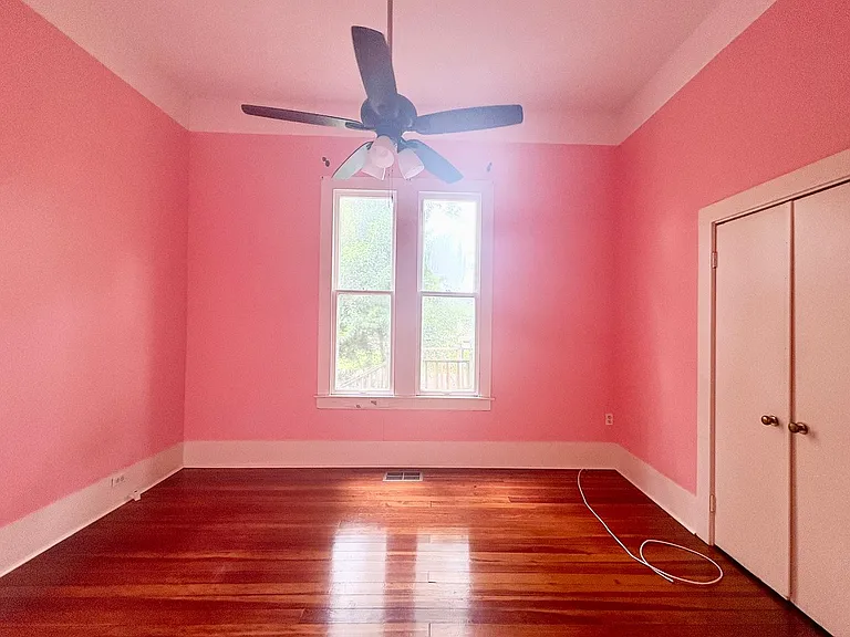 215 Versailles Blvd — Photo 10