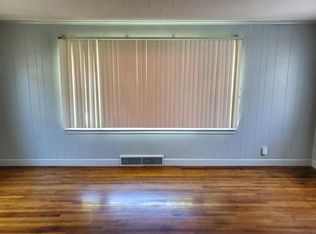 1627 W 38th St, Davenport, IA