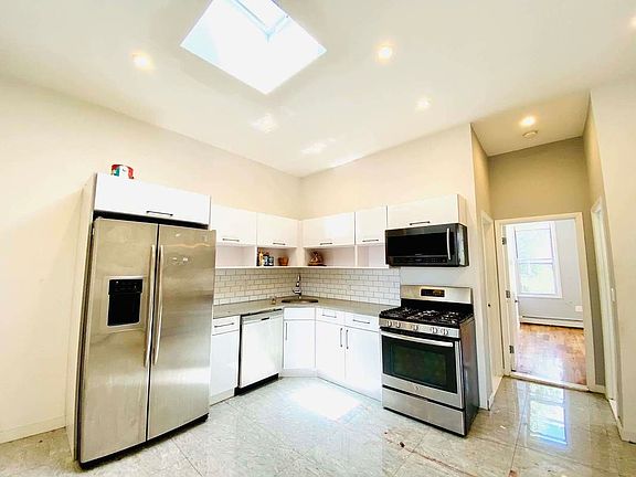 3rd image of 291 Macdougal St #3F