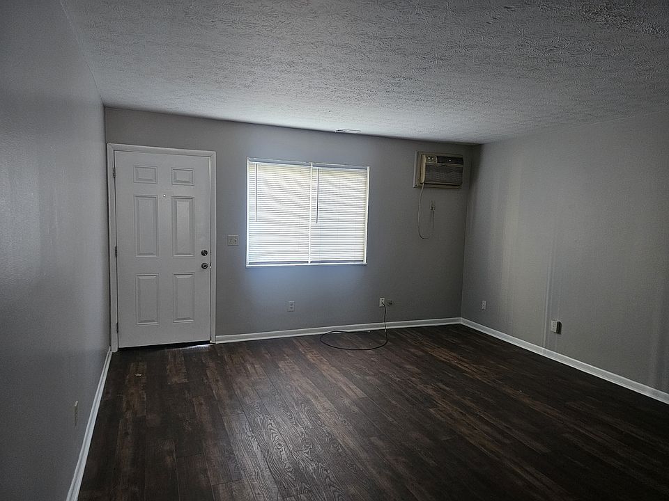 1st image of 396 E 13th Ave #2