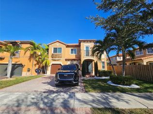 15561 SW 31st Ln, Miami, FL 33185