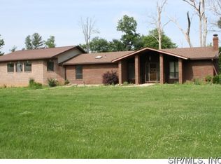555 Linden Dr, Belleville, IL 62221