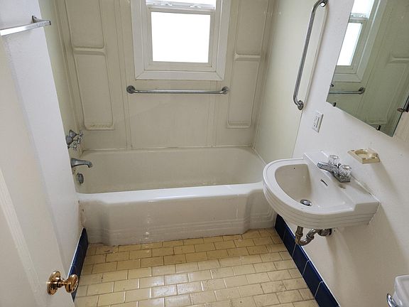 5th image of 1205 N Blandena St