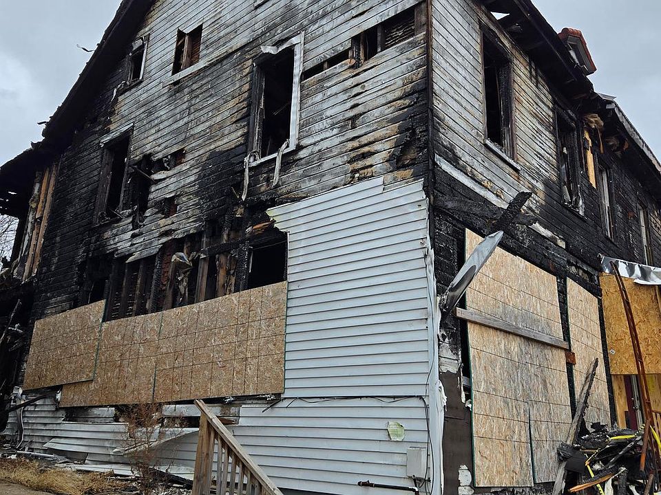 2nd image of 119 S 4th St