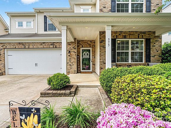 3rd image of 575 Marthas View Dr NW