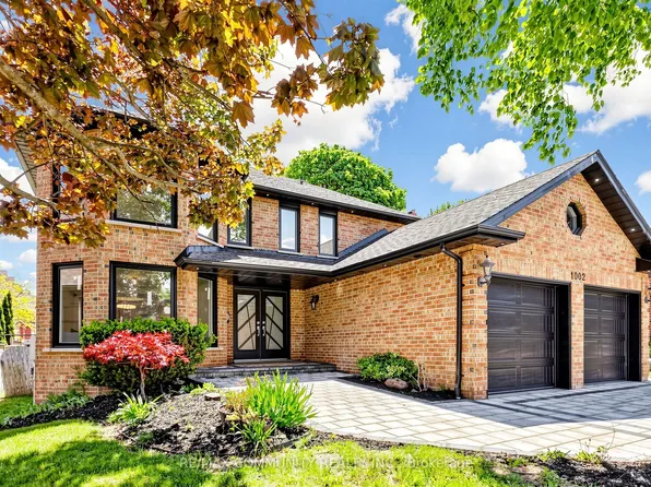 1002 Riverview Cres, Pickering, ON L1V 4M5