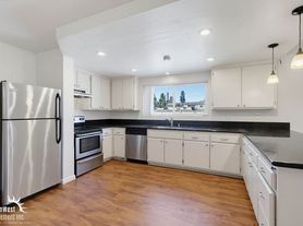 12027 Royal Rd, El Cajon, CA