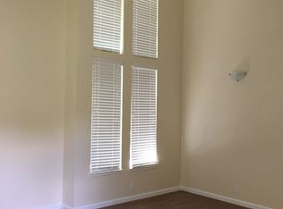 2515 V St APT 2, Sacramento, CA 95818