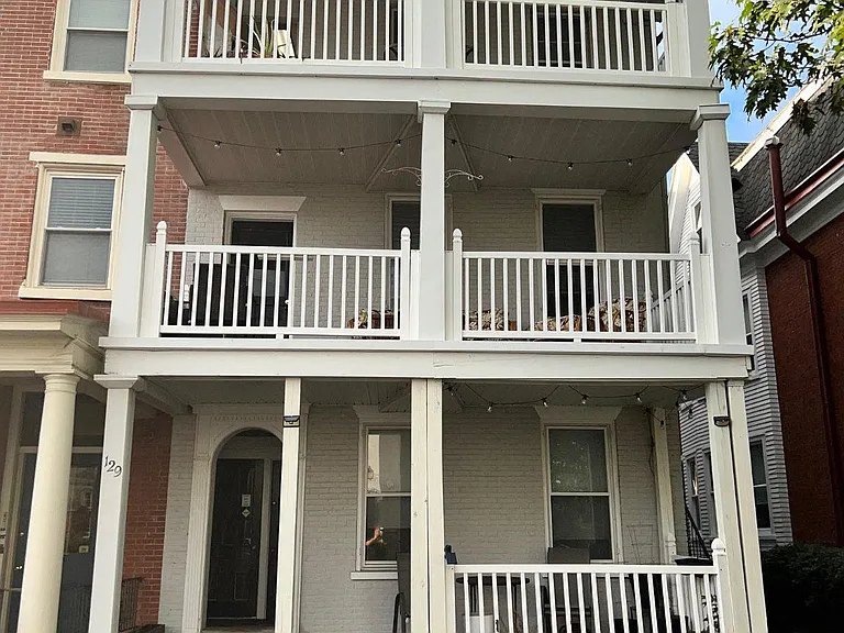 129 W Miner St #5 — Photo 2