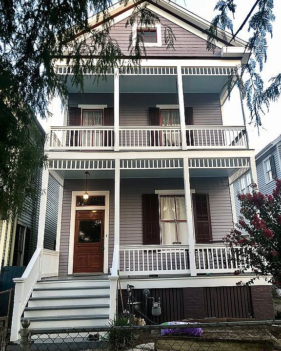 1st image of 1721 Winnie St