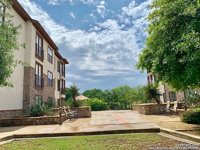 1st image of 7342 Oak Manor Dr