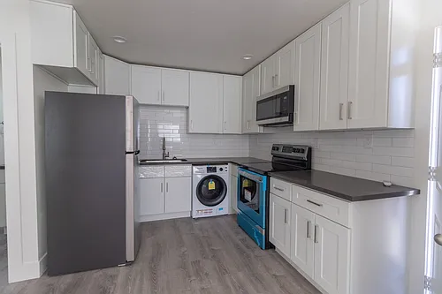 Grant Street Apartment Homes Photo 1