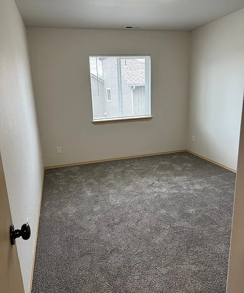1332 Cleveland St SE #4 — Photo 2