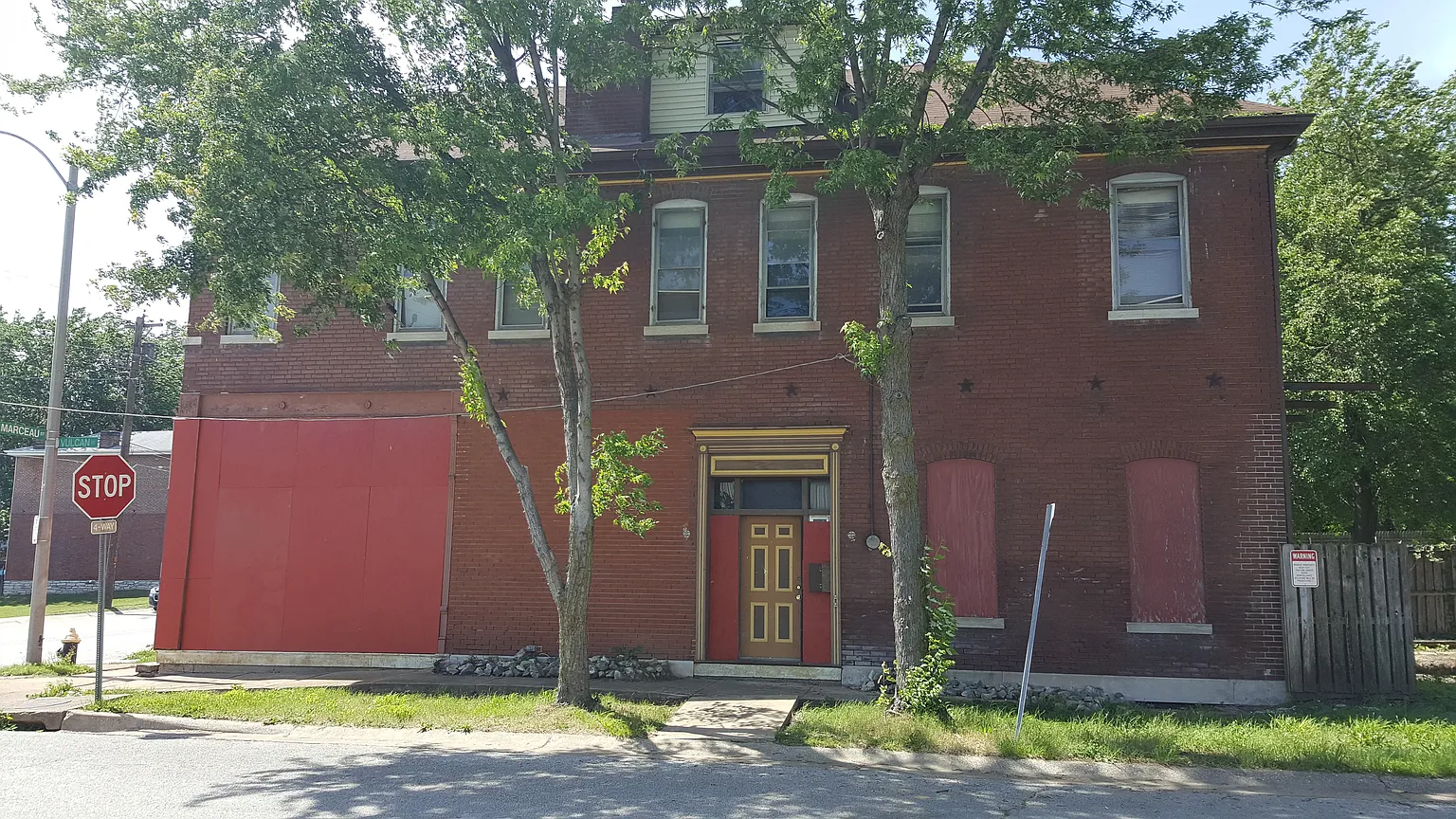 1122 S Dequincy St photo 1