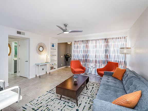 3rd image of 463 Bradshaw Ln #26