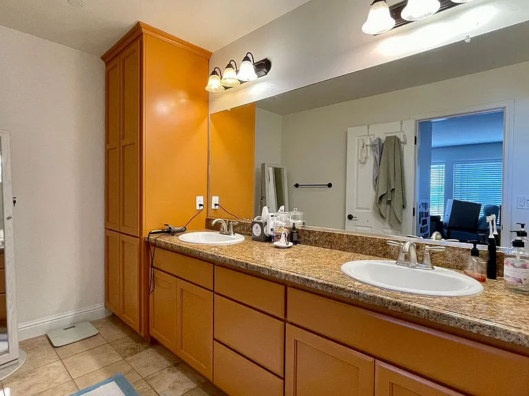 185 Brisco Rd #F — Photo 10