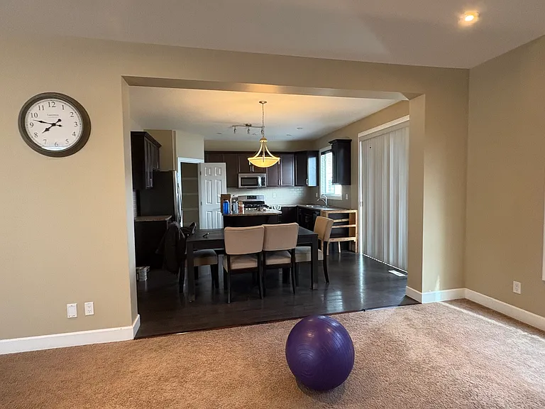 664 Windbrook Hts SW — Photo 2