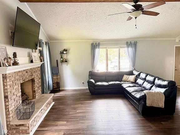 5th image of 1210 Renee Dr