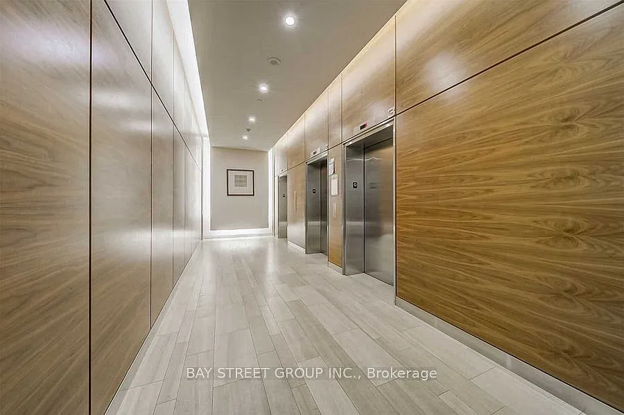 2 bed, $2,450 — Photo 2