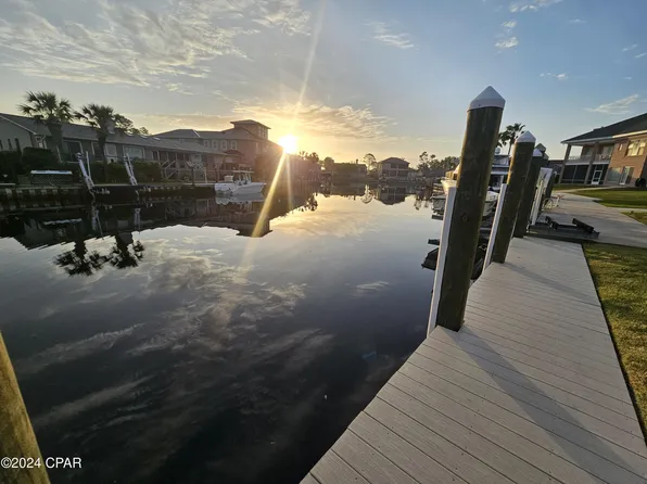 559 Wahoo Rd, Panama City Beach, FL 32408