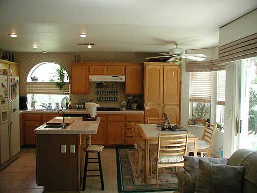 4th image of 7921 Coral Point Ave
