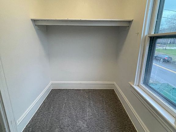 4th image of 470 Park Ave