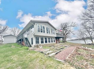35 Shady Ln, Avon, IL 61415