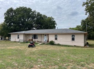 27341 Wilson Rd, Henryetta, OK 74437