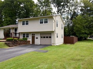 327 Shaver Ave, North Syracuse, NY 13212