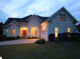 1400 Falcons Dr, Walhalla, SC 29691