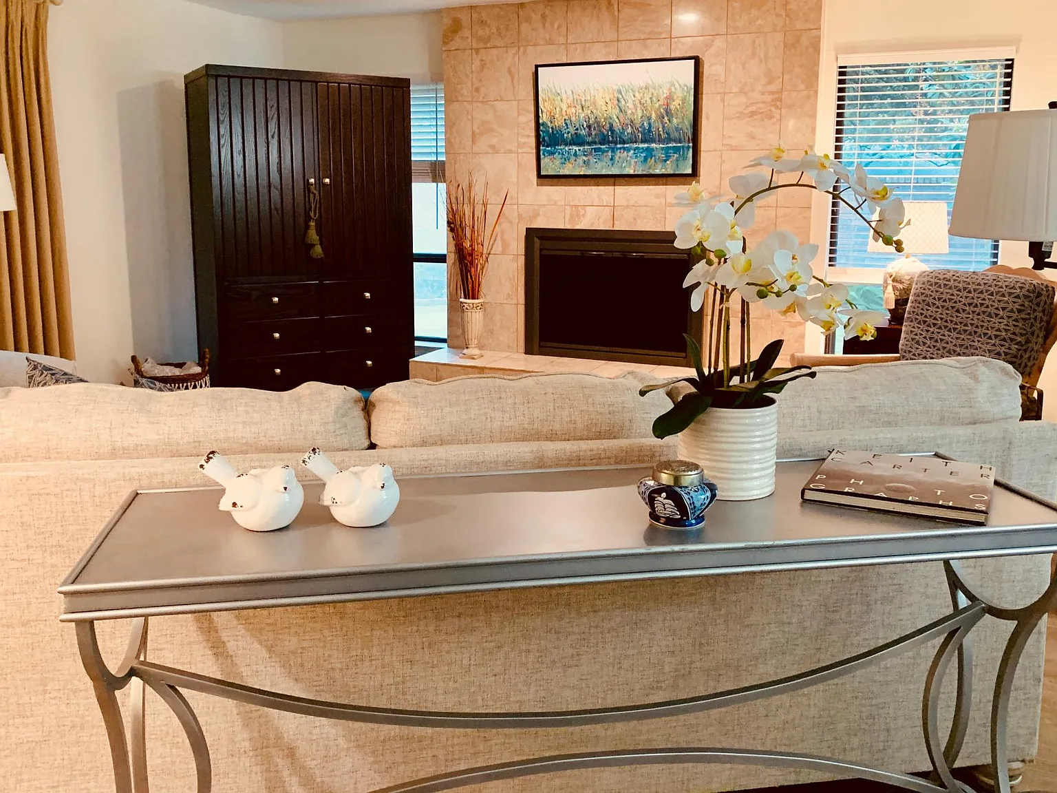 3 bed, 2.5 bath, 1843 sqft, $5,000 — Photo 4