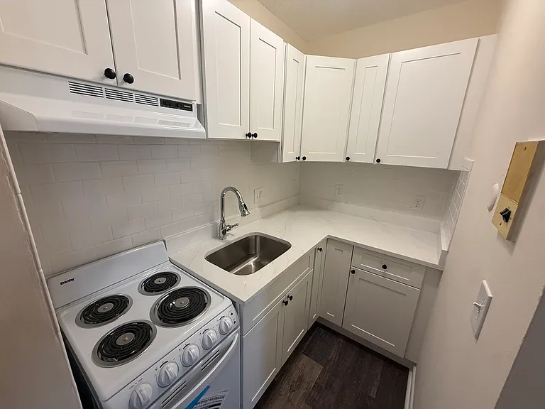 168 N Beacon St #2 — Photo 1