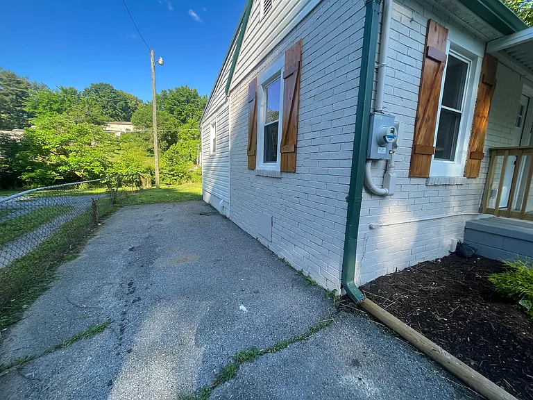 1308 Tranbarger Dr — Photo 22