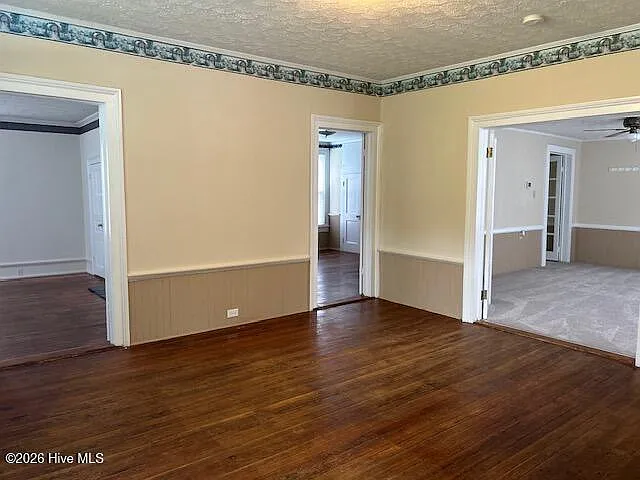115 E Station St — Photo 3