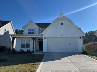 249 Rough Ridge Trl, Aberdeen, NC 28315