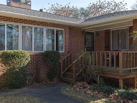 5th image of 1238 N Shady Ln
