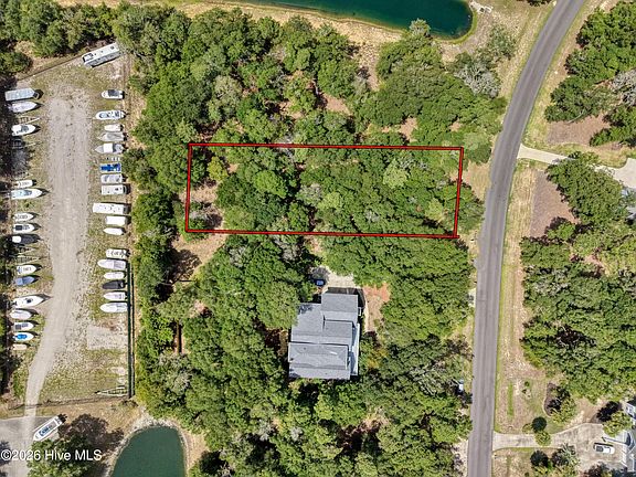 4th image of 1981 Redfish Run SW Lot 205