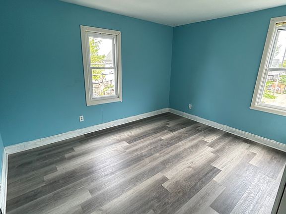 3rd image of 2660 N 36th St