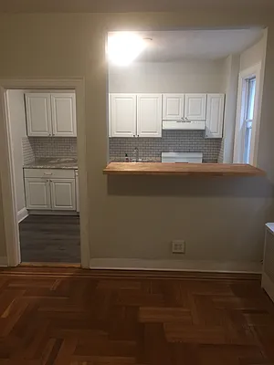 Rented by CENTURY 21 Sunny Gardens Realty, Inc. | media 8