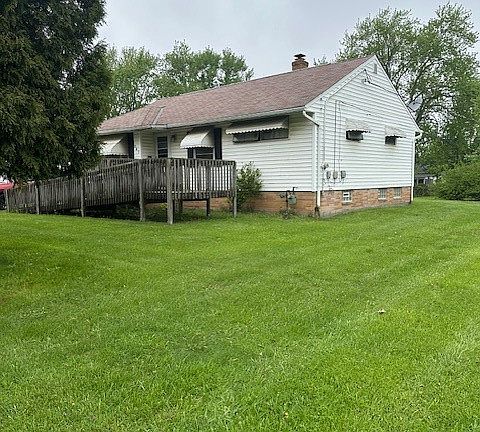 2nd image of 207 Forbes Rd