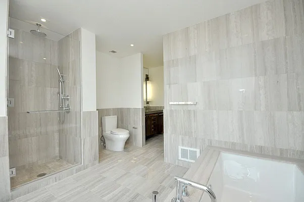 Rented by AA Management | media 25