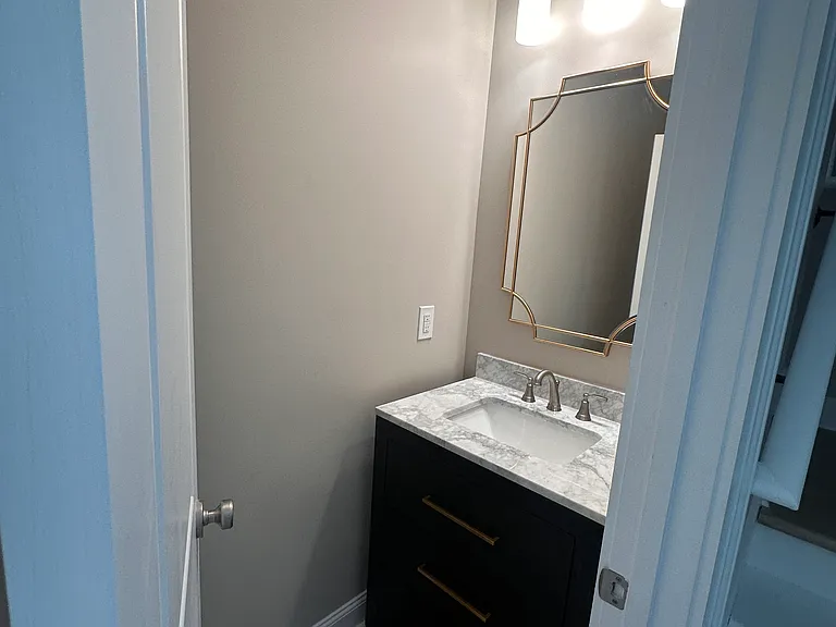 2130 S Lumpkin St — Photo 26