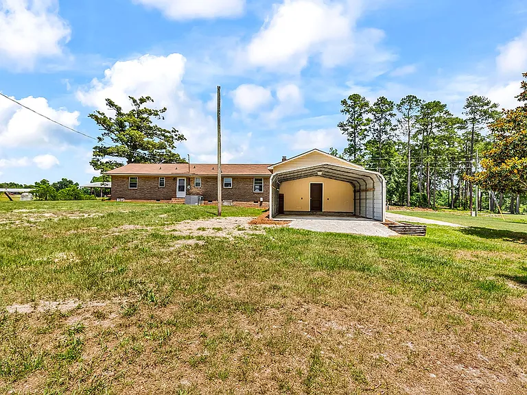 1354 Rogers Rd — Photo 9