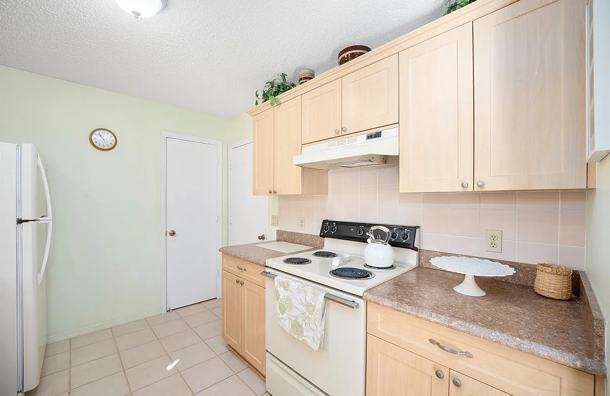 2 bed, 1086 sqft, $1,950 — Photo 3