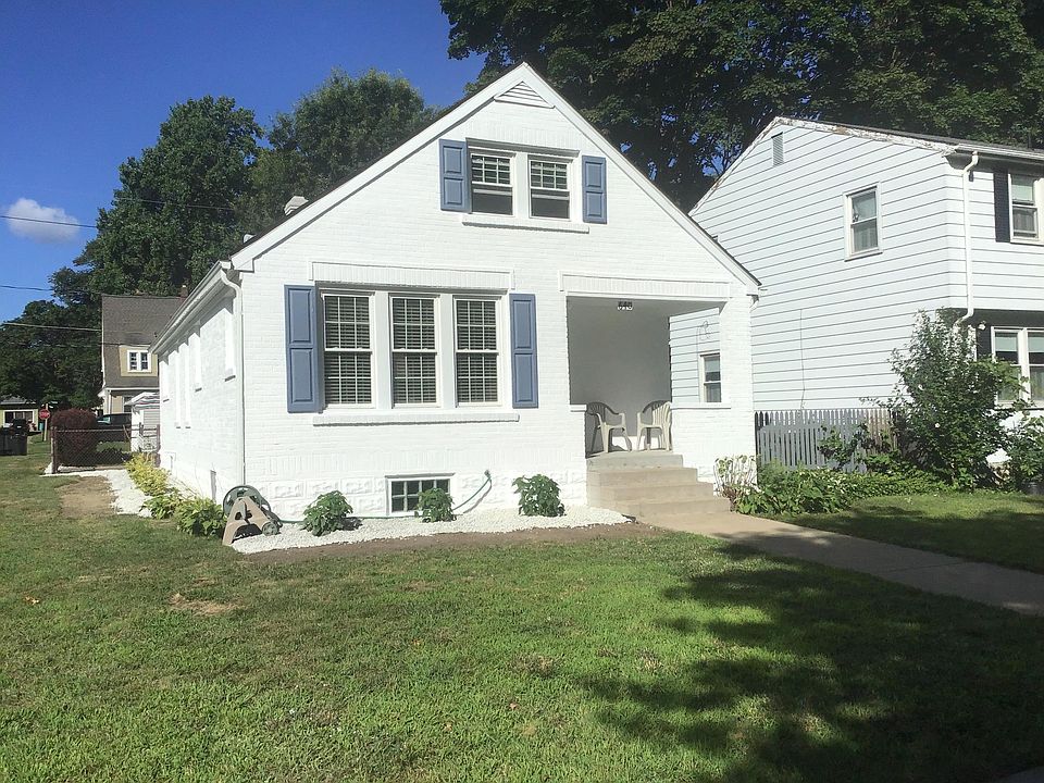 1st image of 640 Beverly Dr