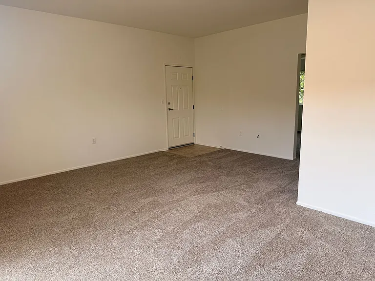 12950 Hartland St — Photo 13