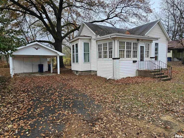 207 N 8th St, Mount Vernon, IL 62864