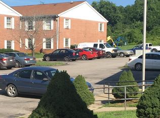 711 Ferrell Rd, Saint Albans, WV 25177