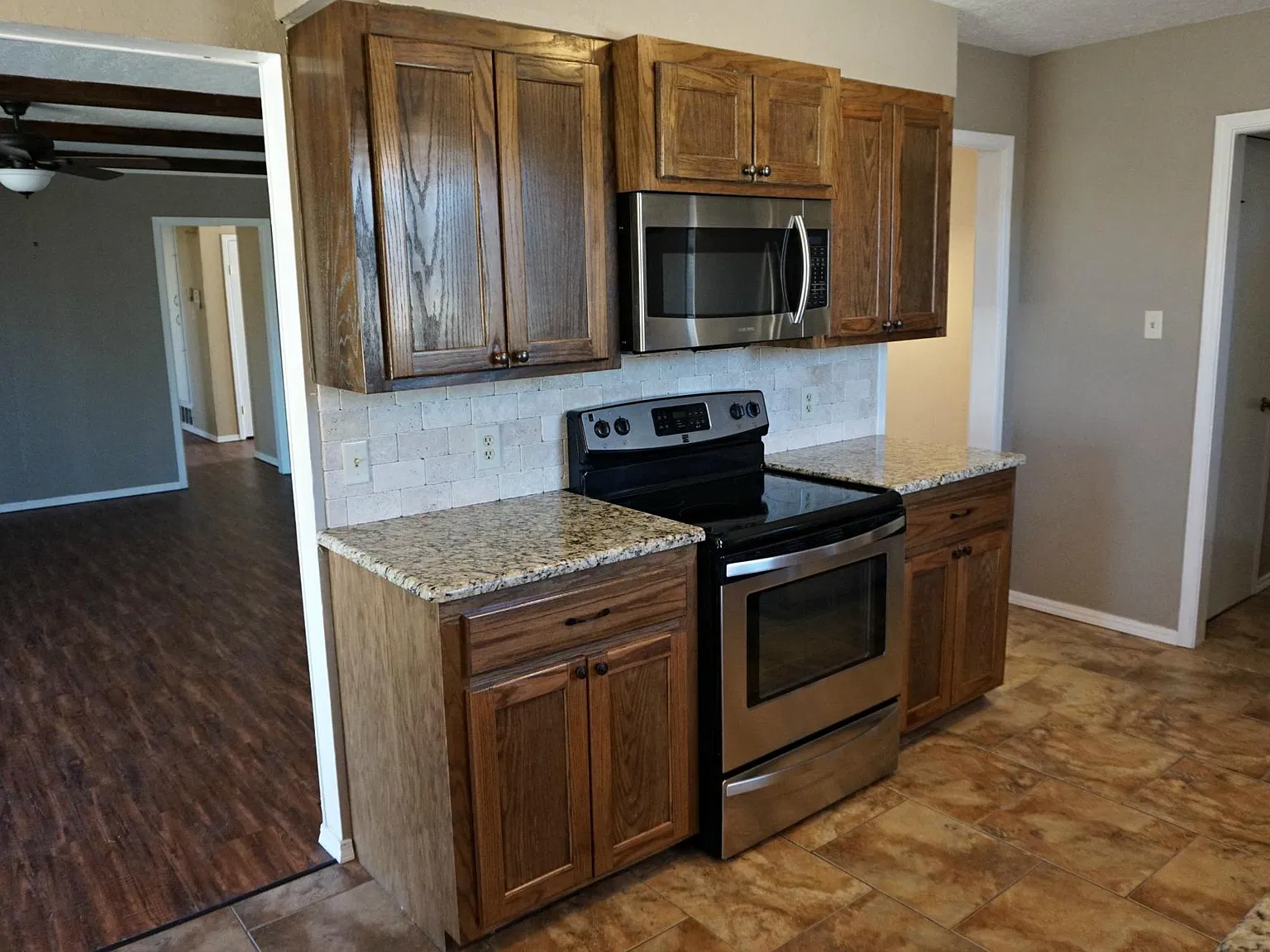 3 bed, 1668 sqft, $1,450 — Photo 3