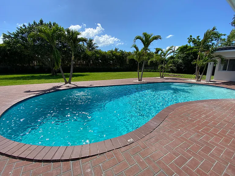 12841 SW 64th Ct — Photo 31